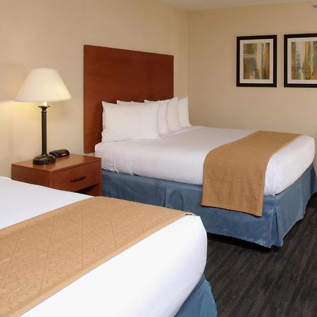 Quality Inn Oakwood Fairwood Dış mekan fotoğraf