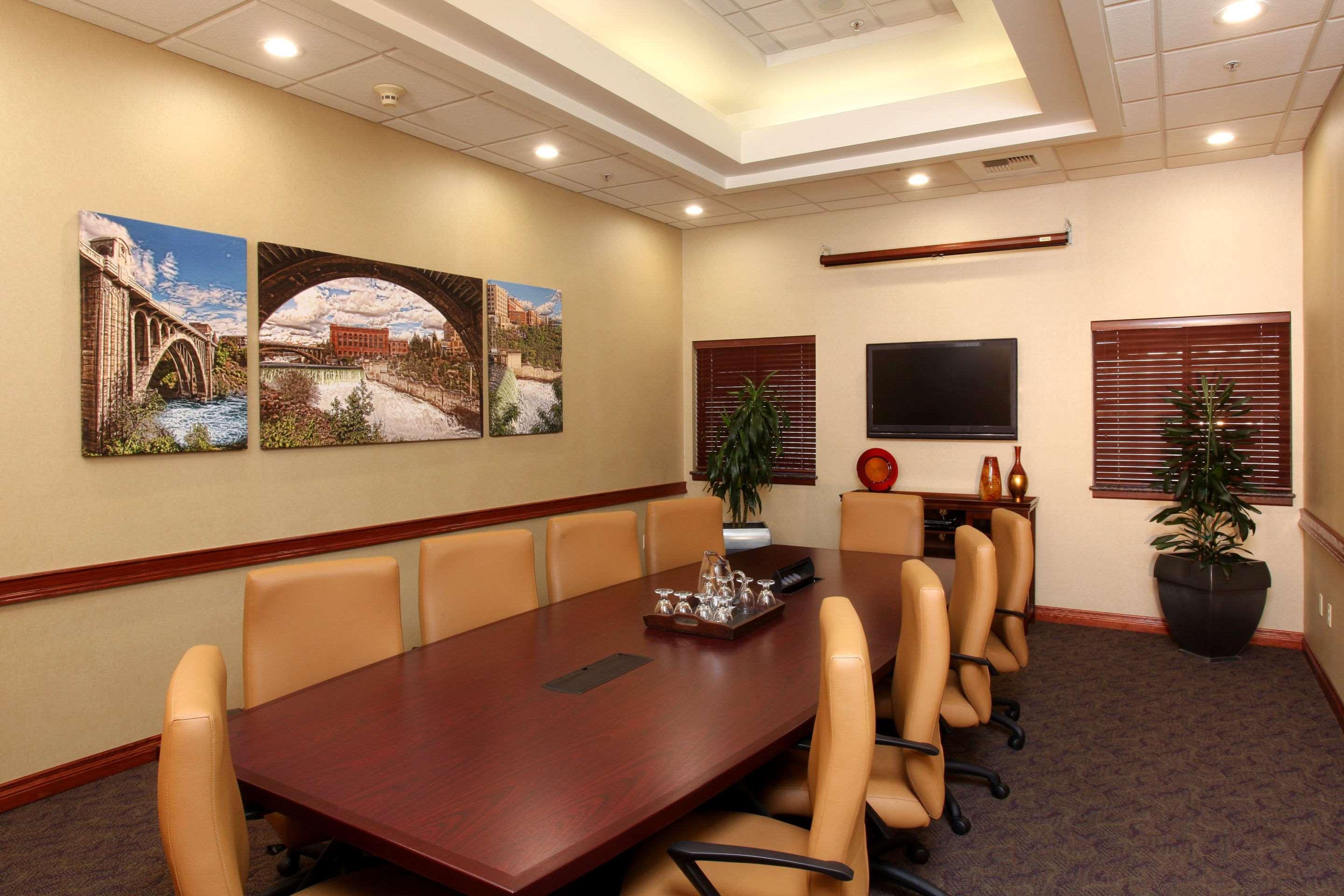 Quality Inn Oakwood Fairwood Dış mekan fotoğraf