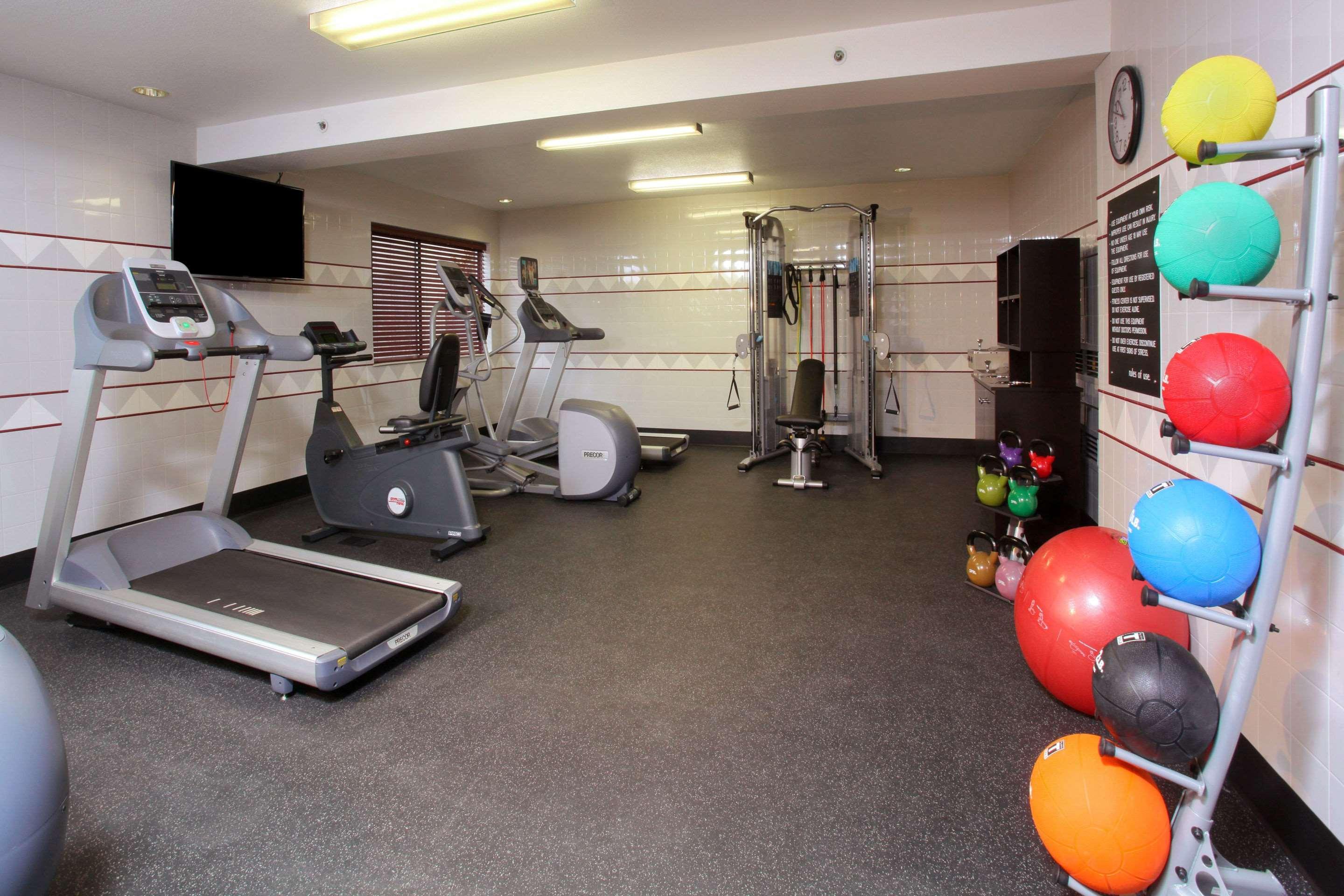 Quality Inn Oakwood Fairwood Dış mekan fotoğraf