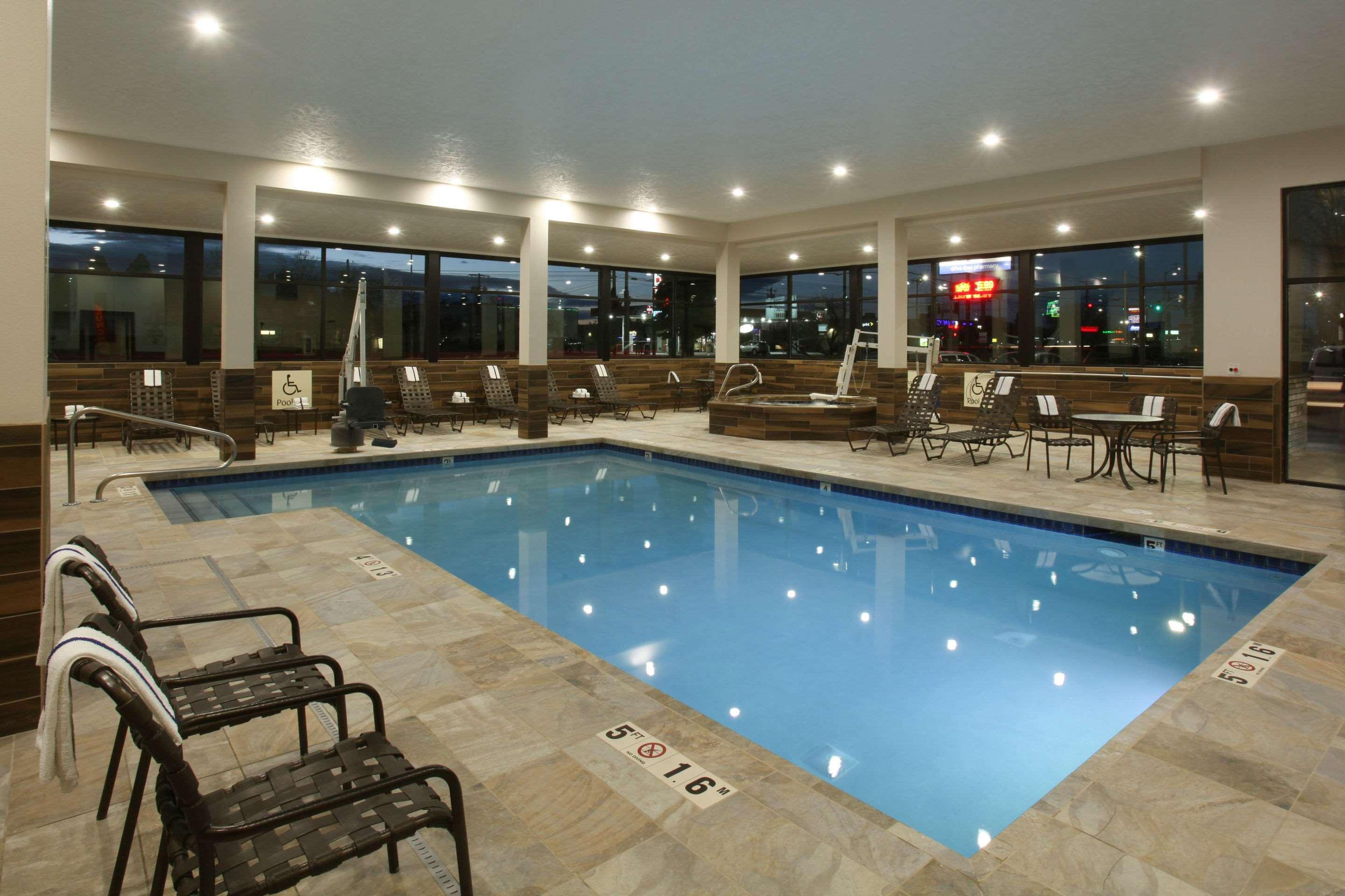 Quality Inn Oakwood Fairwood Dış mekan fotoğraf