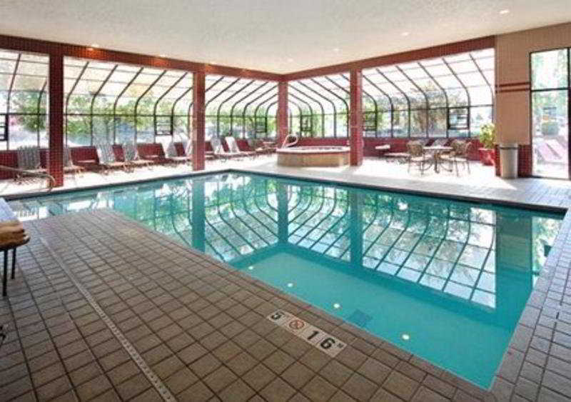 Quality Inn Oakwood Fairwood Dış mekan fotoğraf